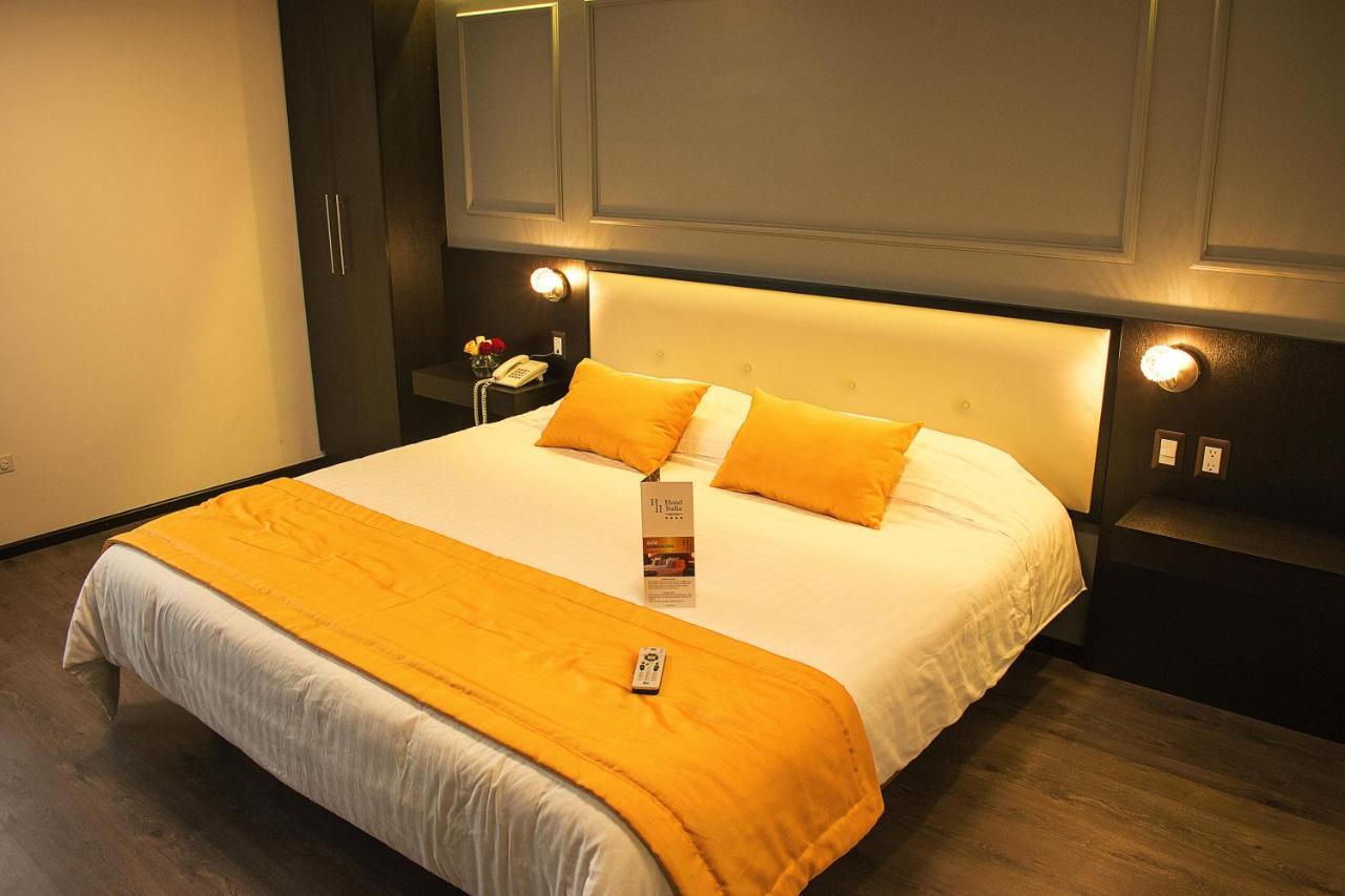 Hotel Italia Cuenca Bagian luar foto